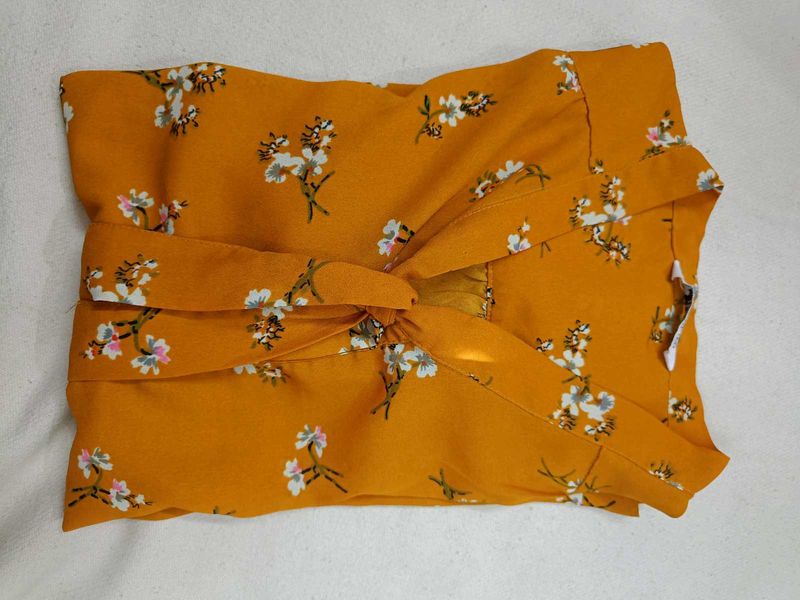 Mustard Floral Print top