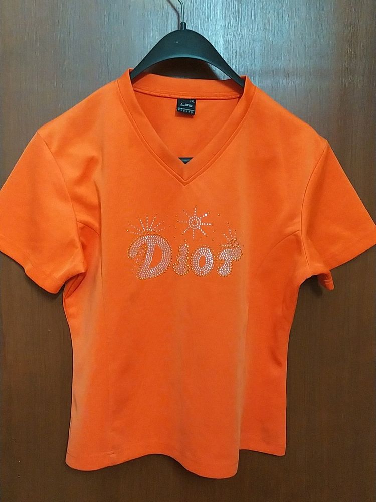 T SHIRT