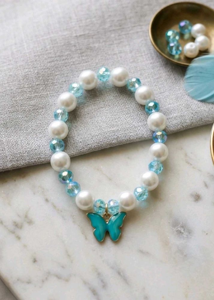 Charming Butterfly Pearl Bracelet