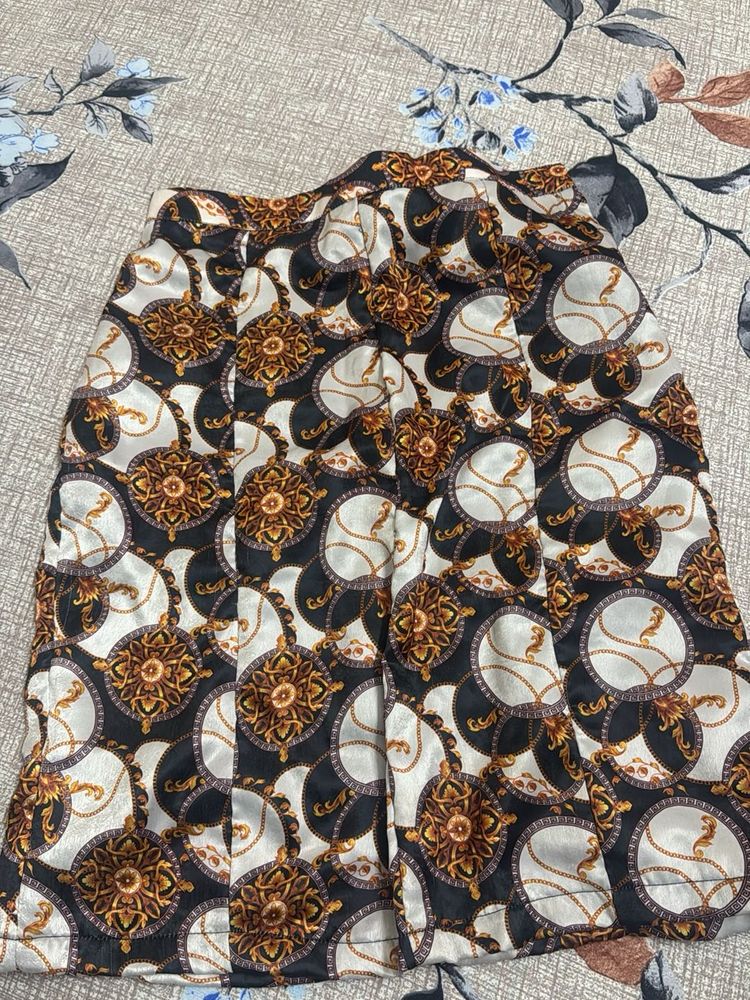 Elegant Printed Midi Skirt