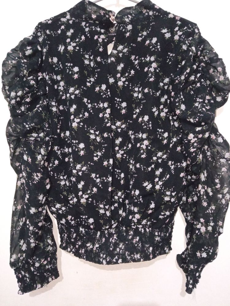 Black Color Floral Printed Top With Puffy Sleeves