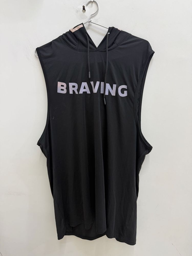 Sleeveless Black "BRAVING" Hoodie