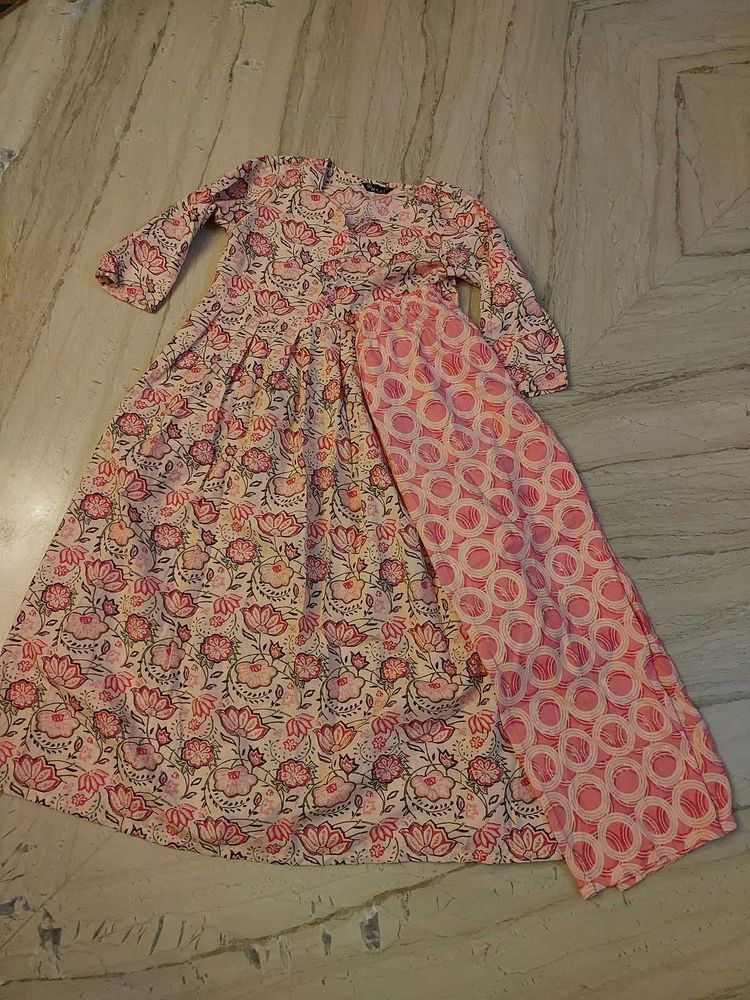 Elegant Floral Print Kurta Set