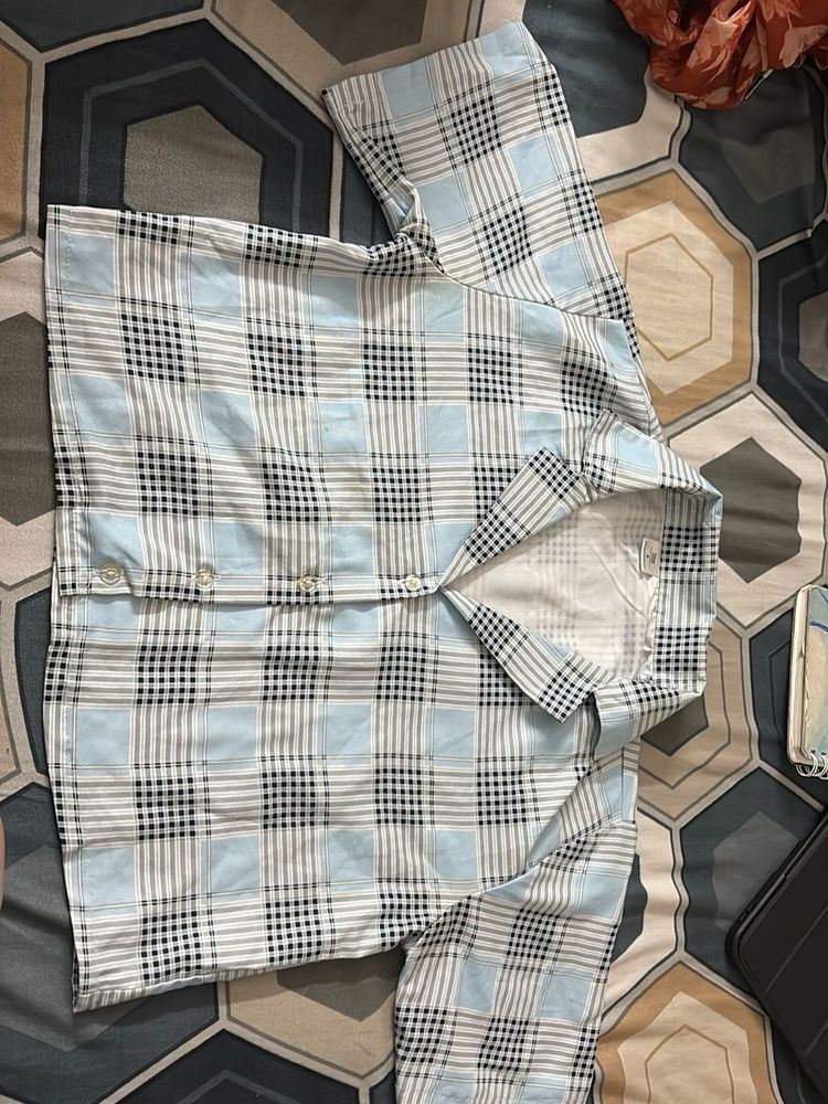 Light Blue Plaid Button-Up Shirt