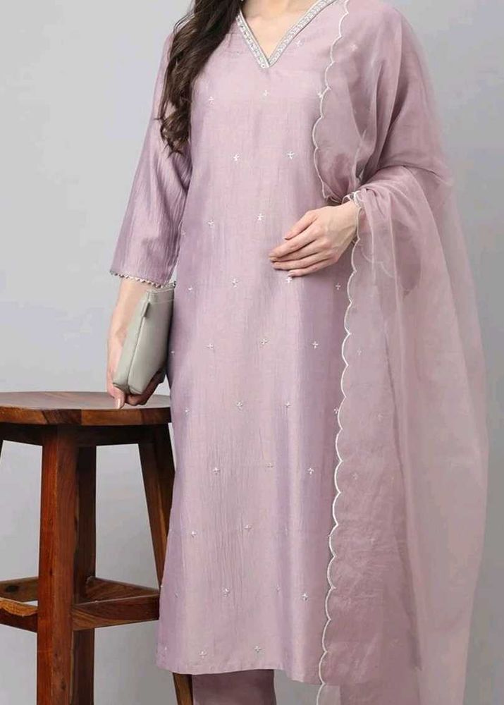 Elegant Lavender Kurta Set with Organza dupatta