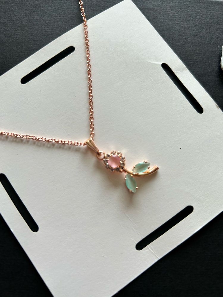 Rose Gold Flower Necklace