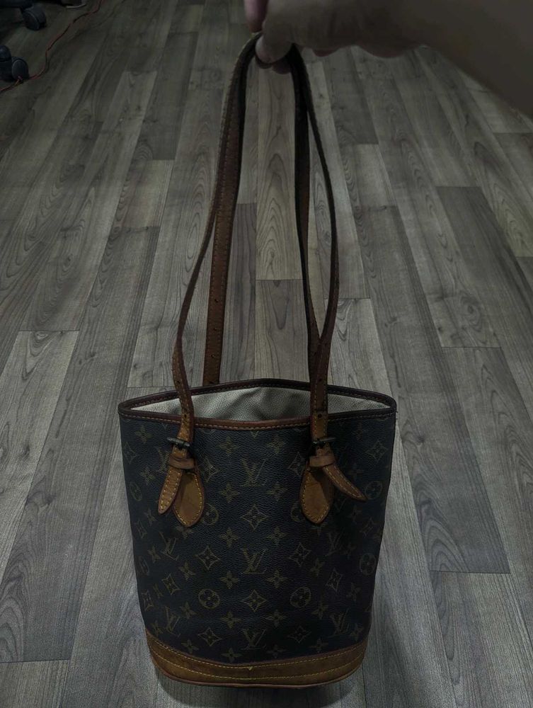 louis vuitton thrifted bag