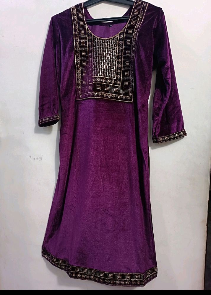 Kurta Pant Set With Dupatta