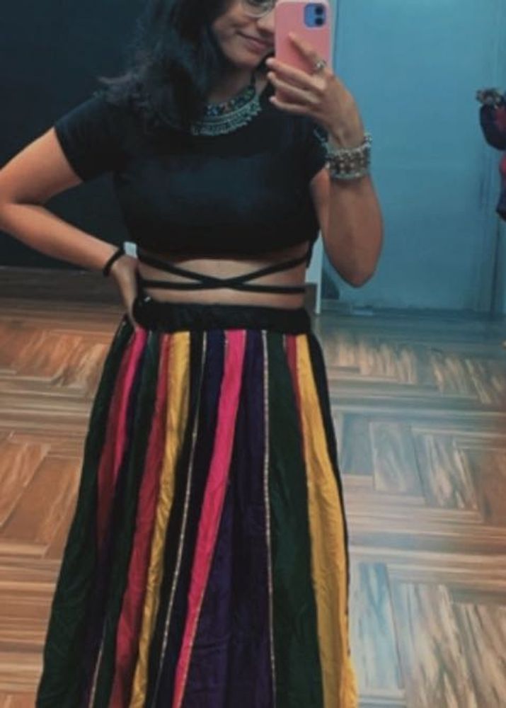 Black Tie-Around Very Crop Top