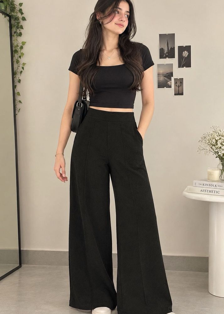 Chic Black Wide-Leg Pants
