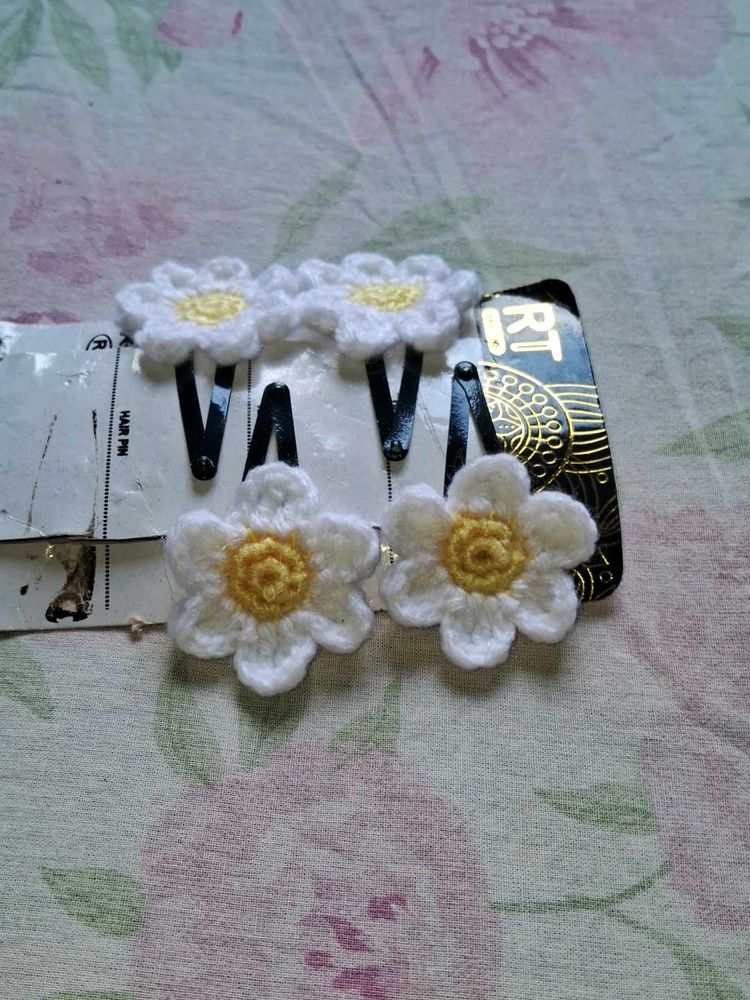 Crochet Daisy Flower Hair Clips