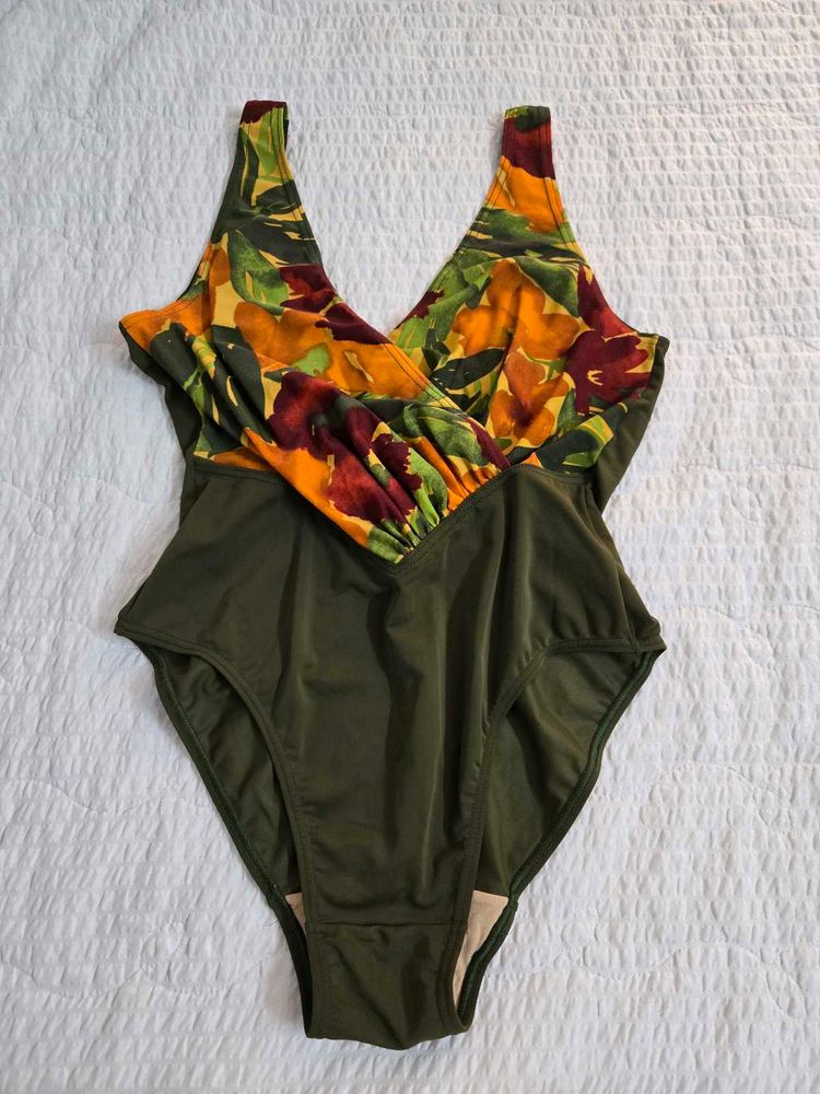 Floral One-Piece Swimsuit bust 34/36