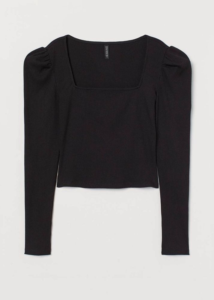 Puff- Sleeved H&amp; M Top🖤