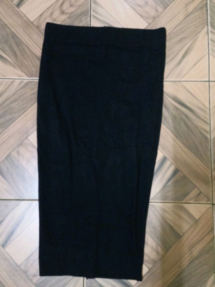 Pencil Knitted skirt