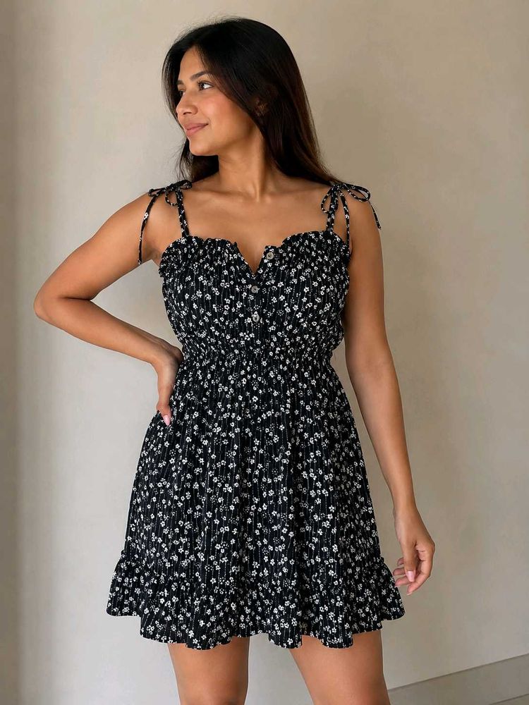 Chic Floral Print Mini Dress