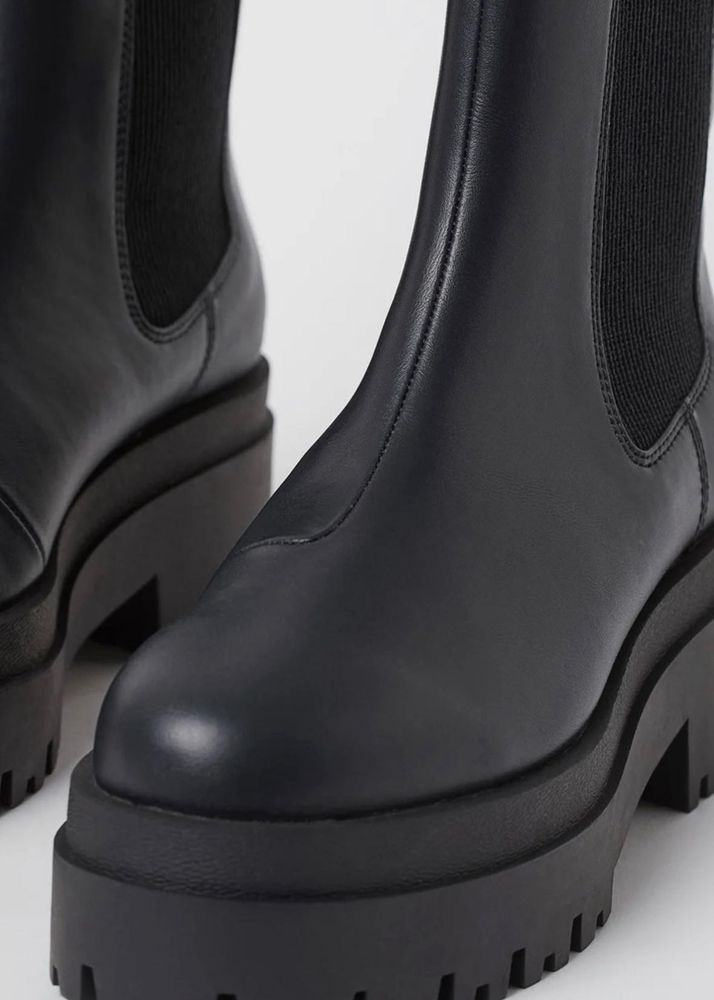 H&amp;M Chunky Platform Chelsea Boots