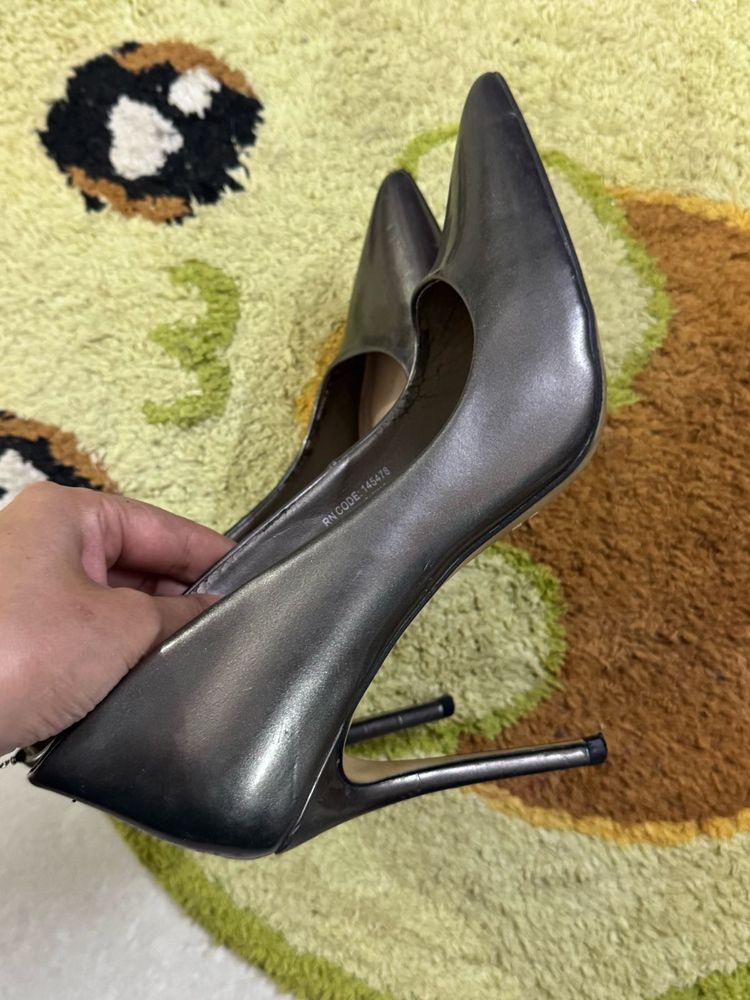 Metallic Pointed Toe Stiletto Heels