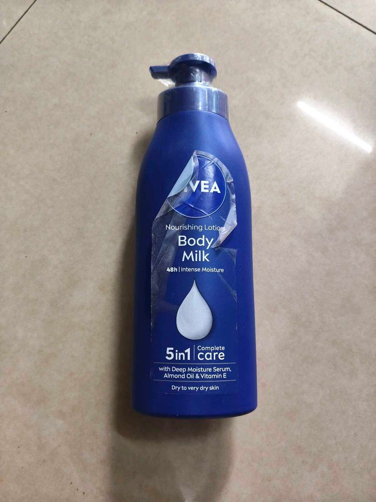 Nivea Nourishing Body Milk