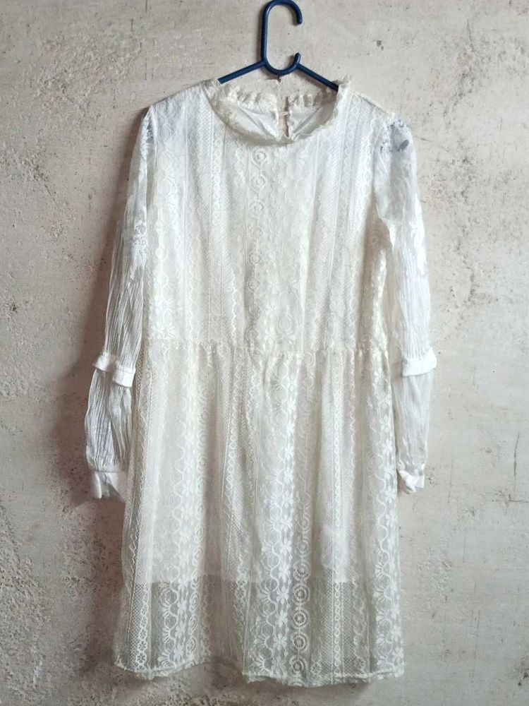 Stylish White Lace Midi Dress Layered