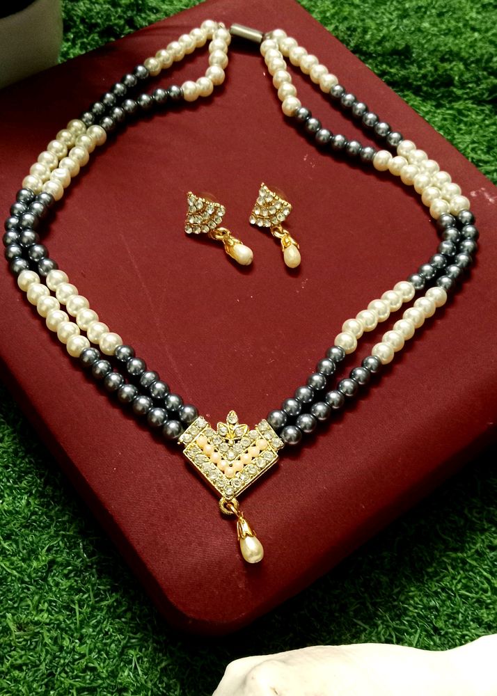 White &amp; Black Pearl Necklace Set 🔥