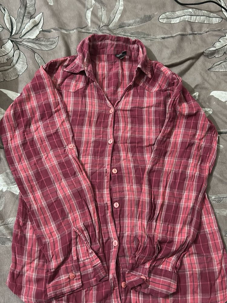 Chic Plaid Button-Down Shirt
