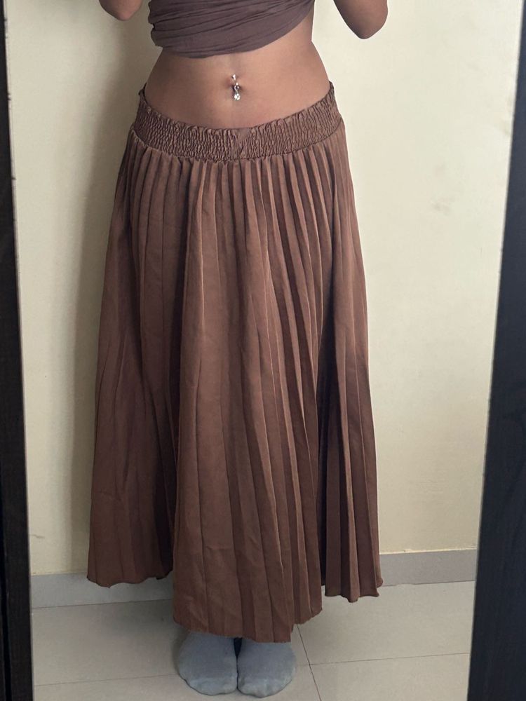 Chic Brown Pleated Maxi Skirt