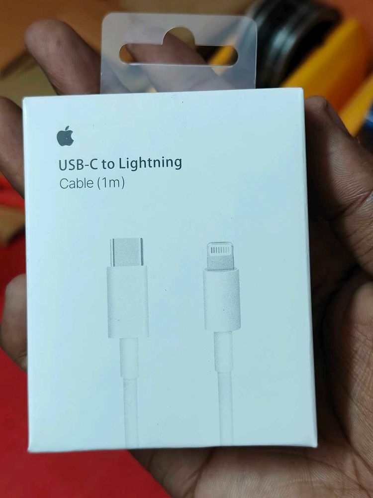 Apple USB-C to Lightning Cable 1m