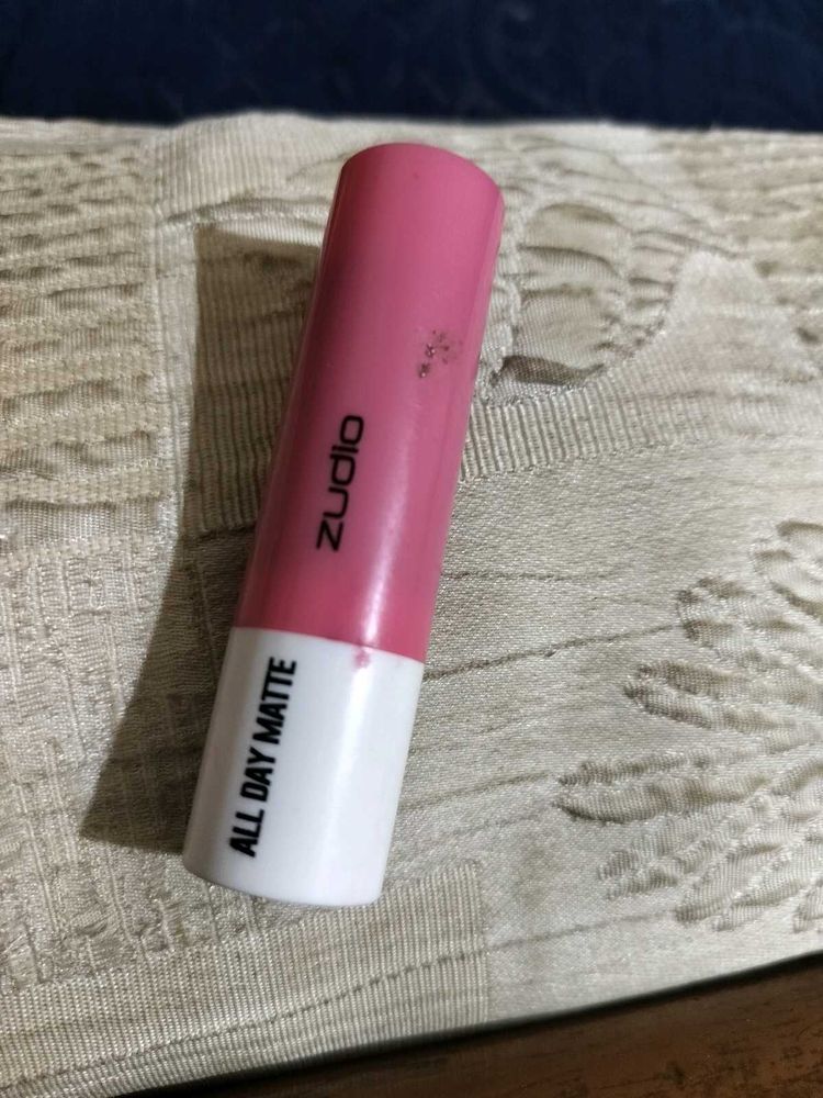 Zudio All Day Matte Lipstick