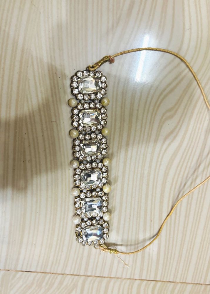 Stunning Stone and Pearl Choker