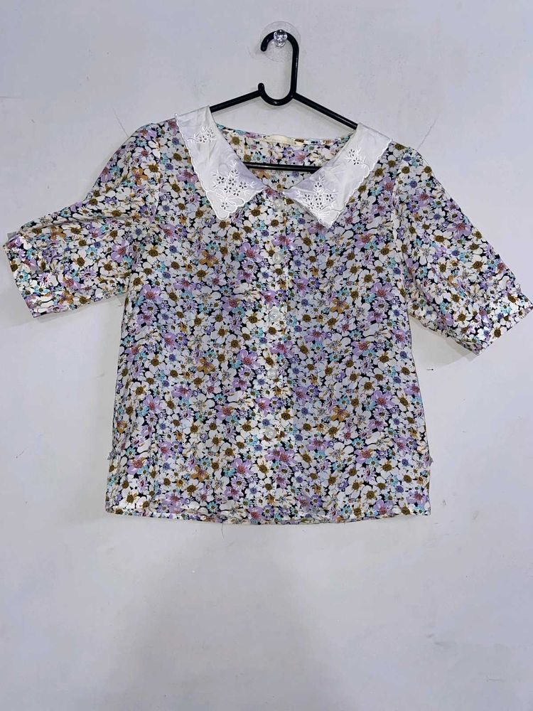 Floral Print Top with Peter Pan Collar