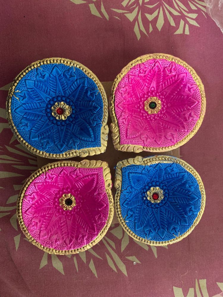 Set of 4 Decorative Diyas