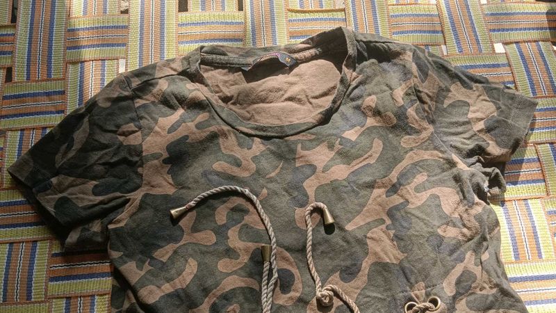 Camo Print Lace-Up T-Shirt