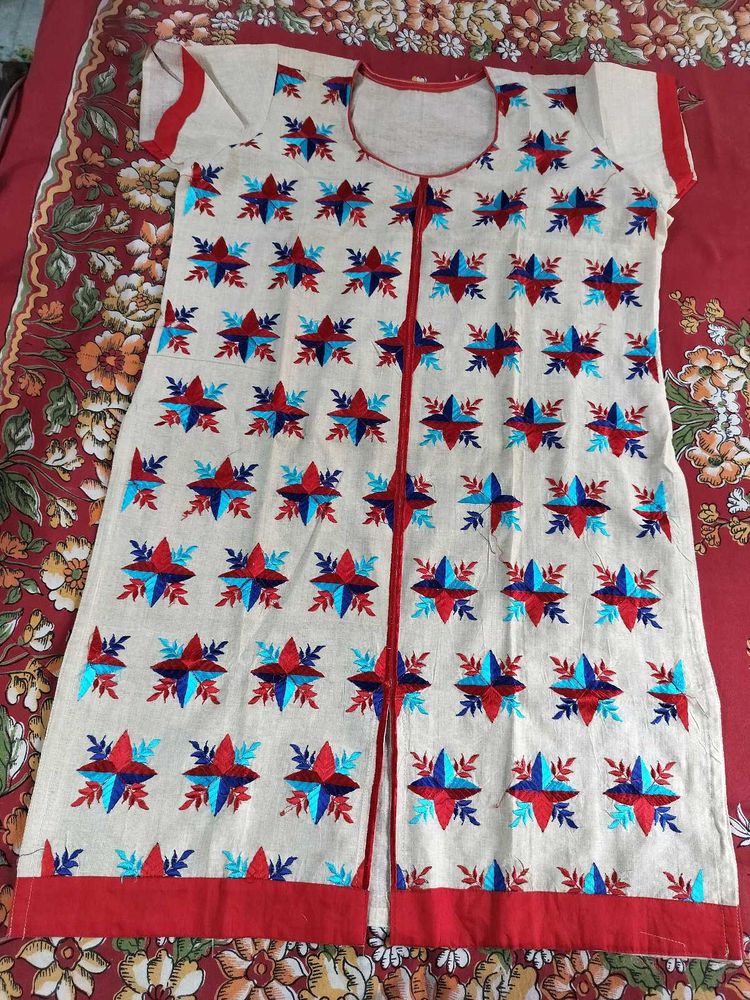 Embroidered Katha Stitch Pure cotton kurta♥️💙