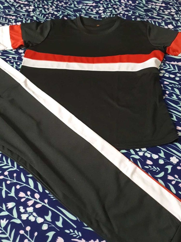 Stylish Black &amp; Red Tracksuit Set