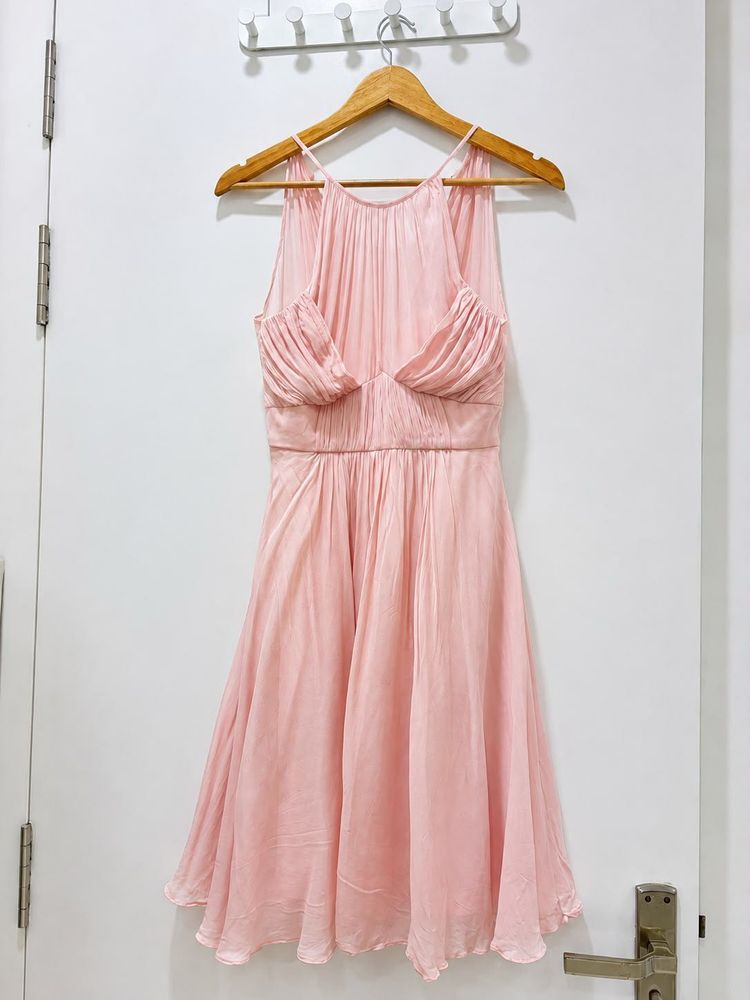 Elegant Peach Sleeveless Midi Dress