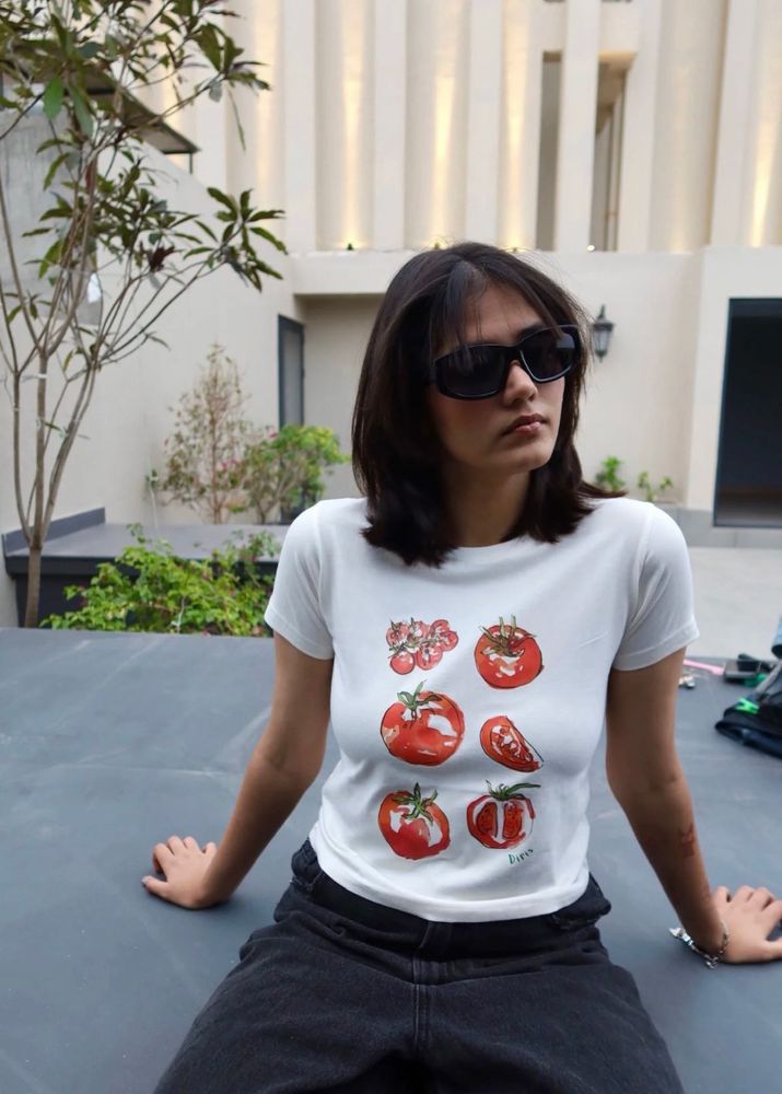 Cute Tomato Print T-Shirt