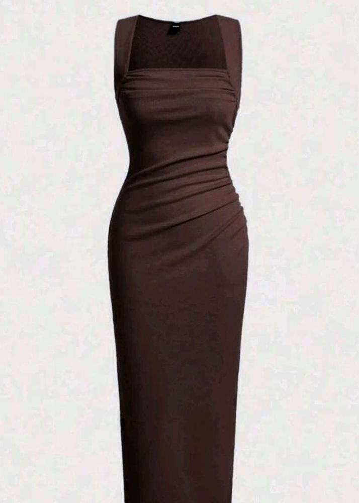 Littlebox ruched bodycon dress🤎