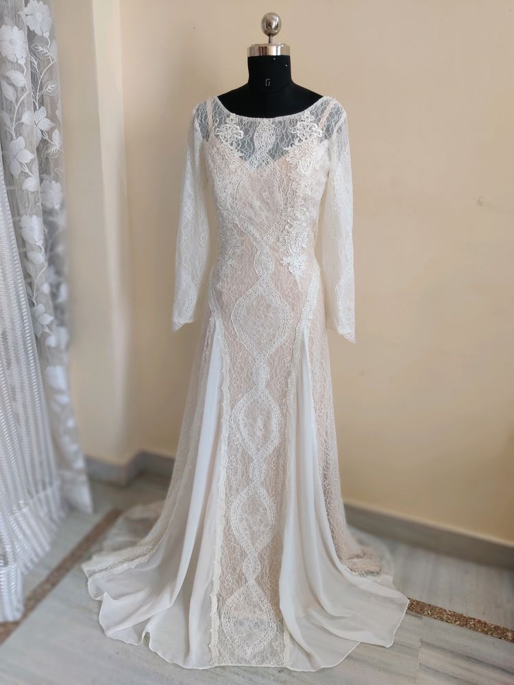 Boho embellish Elegant Lace Wedding Gown