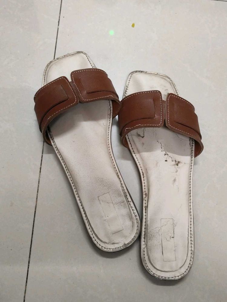 Brown &amp; White Flat Sandals