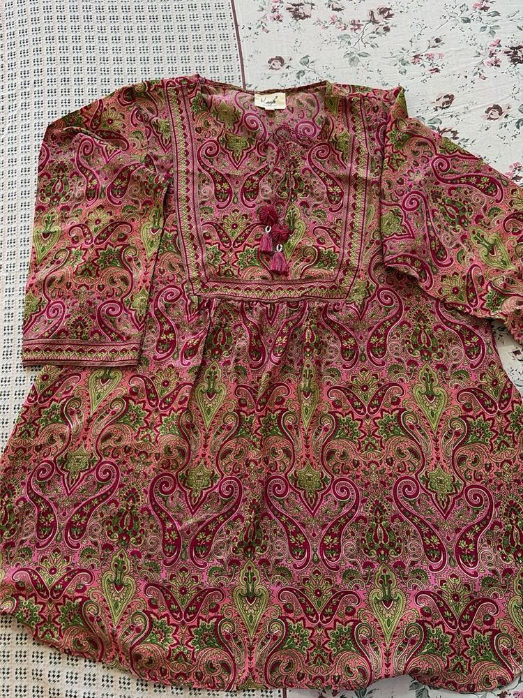 Vibrant Paisley Print Kurta