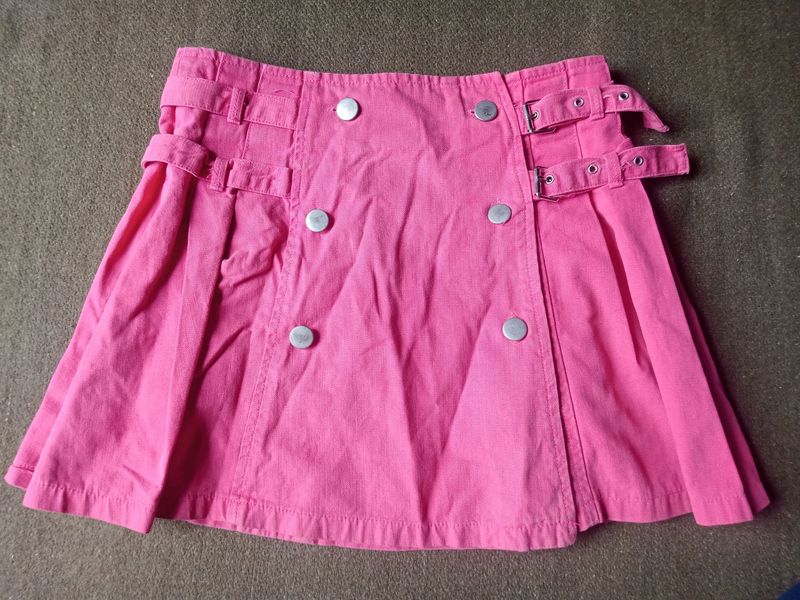 PINK MINI DENIM SKIRT 💗