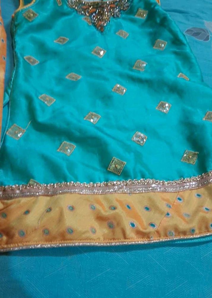 Beautiful Teal Kurta Set