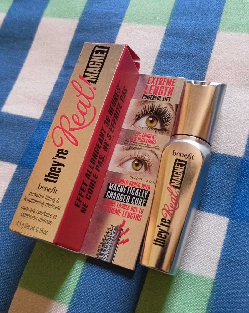 Benefit Cosmetics They're Real Magnet Mascara Mini