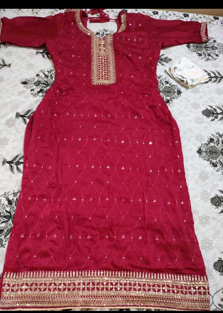 Elegant Embroidered Kurta
