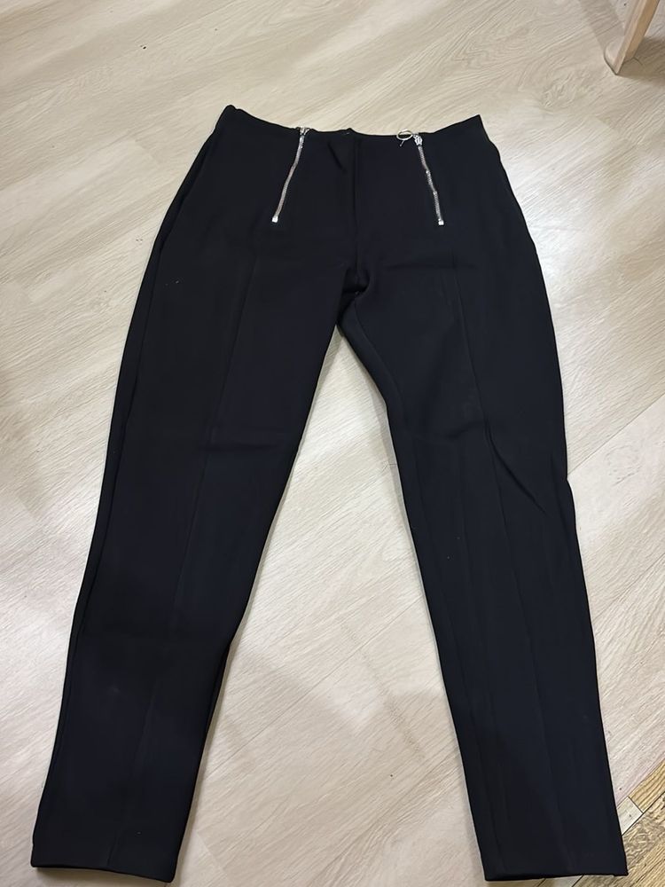 Chic Black Zipper Pants