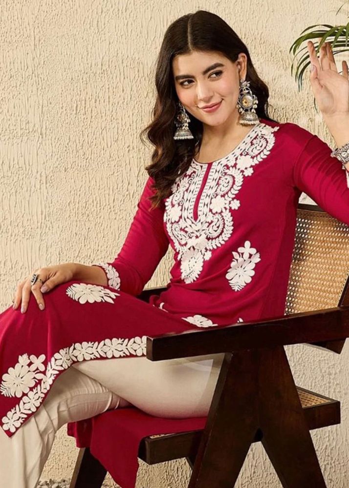 Elegant Maroon Embroidered Kurta