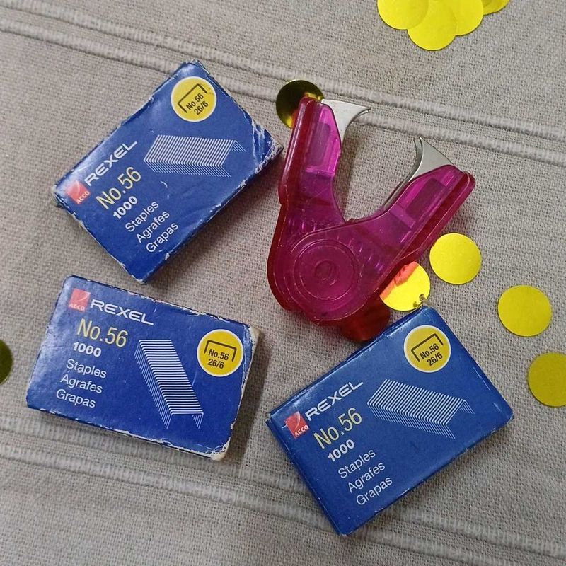 Staplerpins &amp; Pin Remover