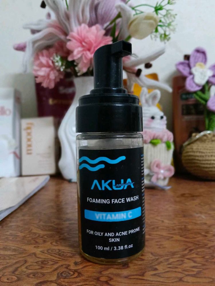 AKUA Foaming Face Wash with Vitamin C