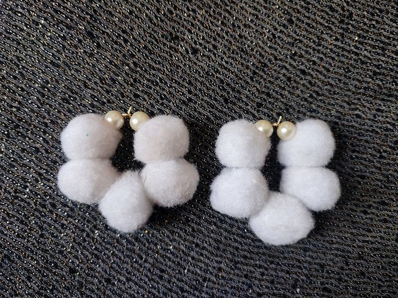 Pom Pom Earrings