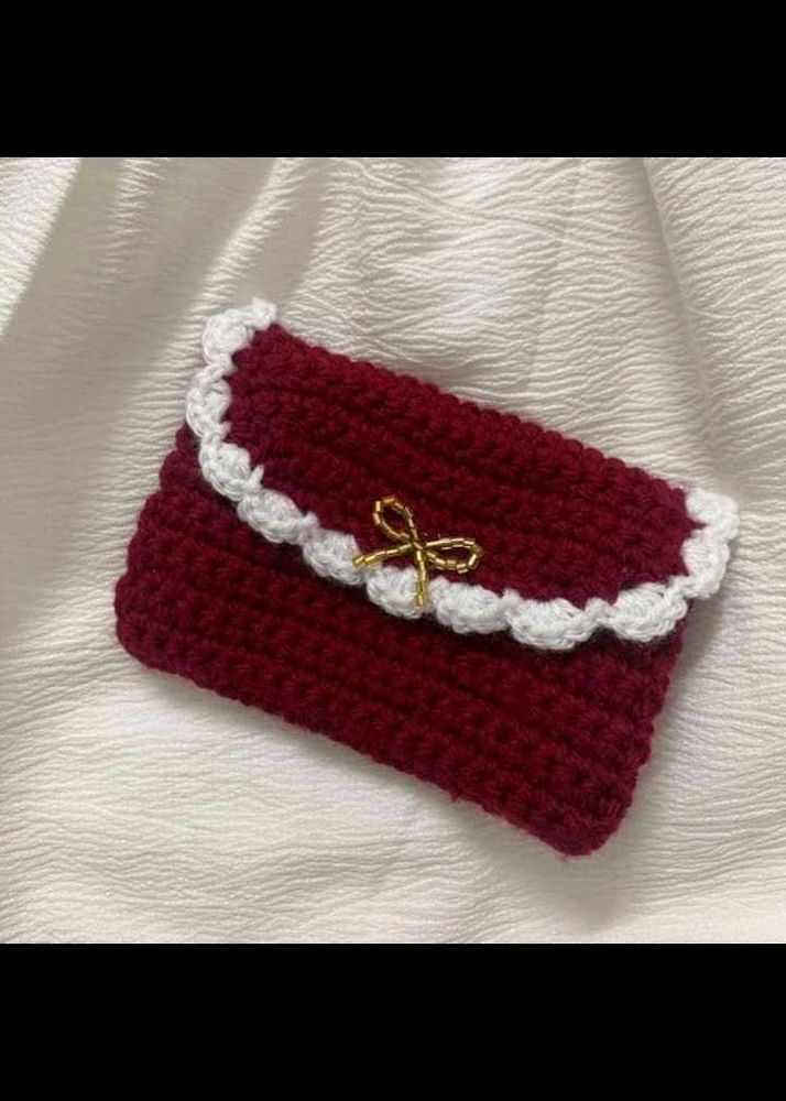 Crochet pouch
